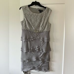 Jessica Howard Silver Lace Midi Dress